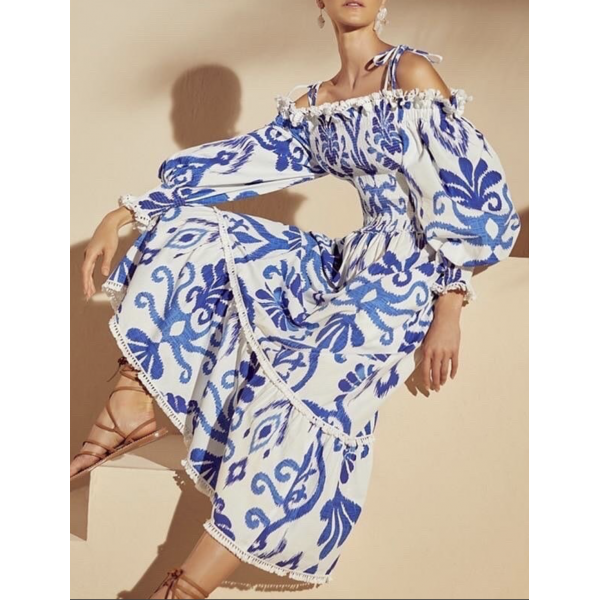 A unique blue and white dress that shows off your personality HF1814-02-04 A unique blue and white dress that shows off your personality HF1814-02-04